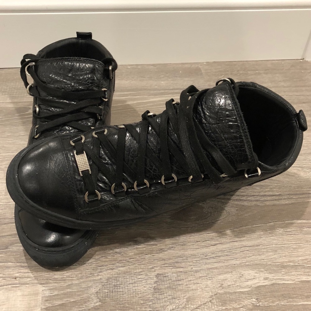 Balenciaga hightops like new